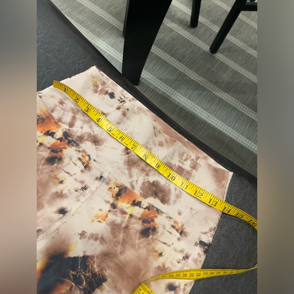 Beach Riot Taupe Tie Dye Ayla Legging L - Picture 4 of 7